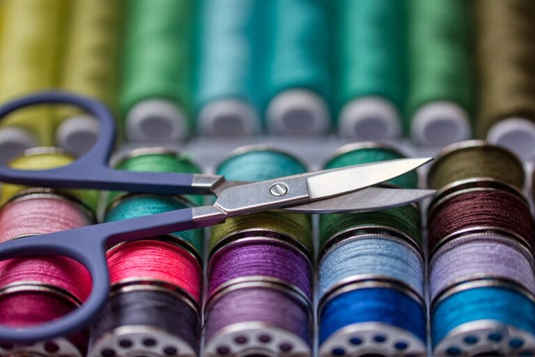 sewing-kit-5063401_1280